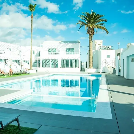 Appartamento Sunny Days With Shared Pool And Free Wifi Puerto del Carmen (Lanzarote)